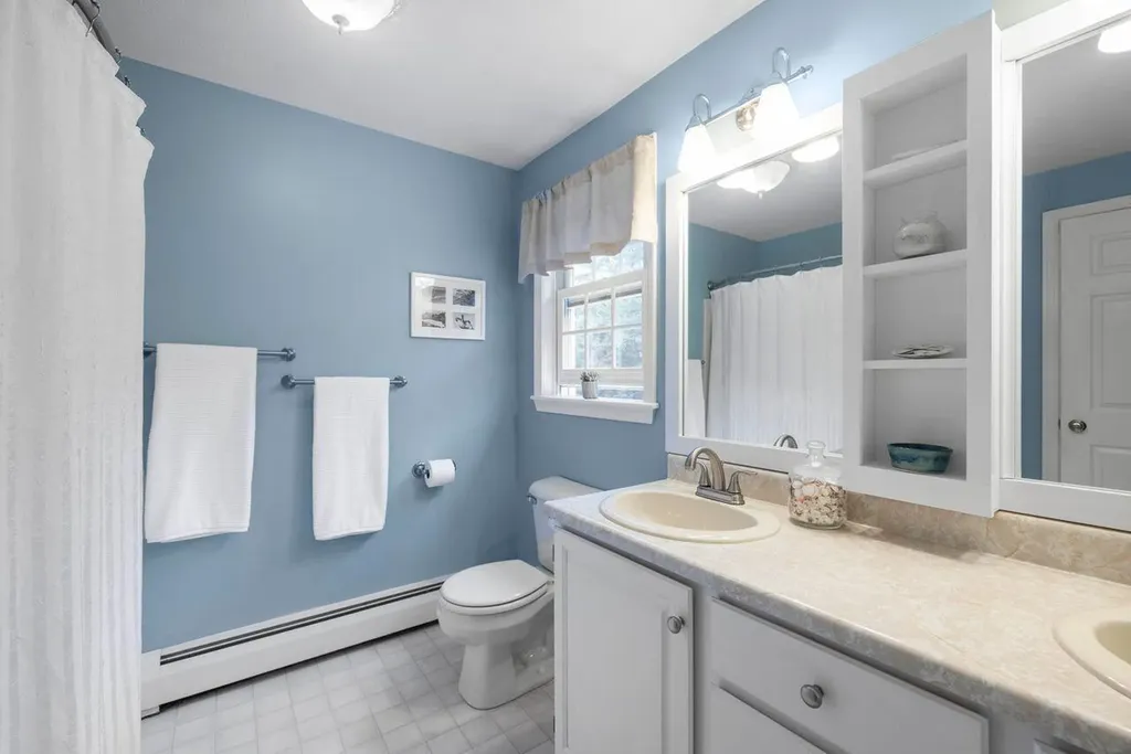 222 Maplewood Drive Arundel ME 04046