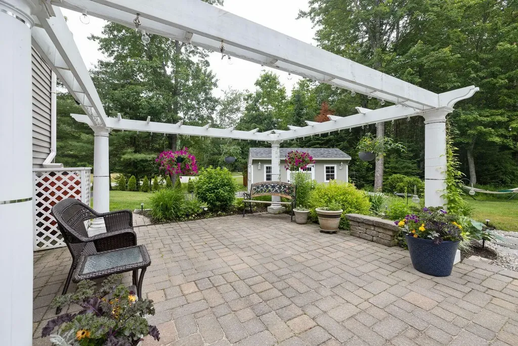 222 Maplewood Drive Arundel ME 04046