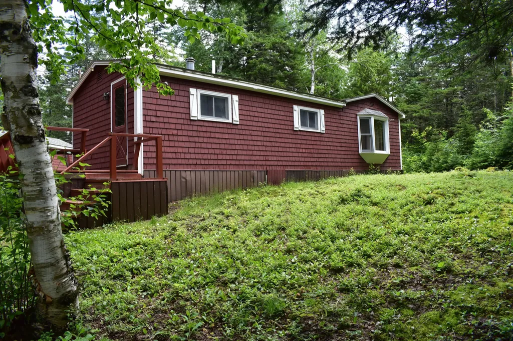 27 Howard Road Salem Twp ME 04983