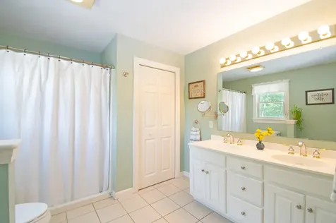 11 Charlie's Way Readfield ME 04355