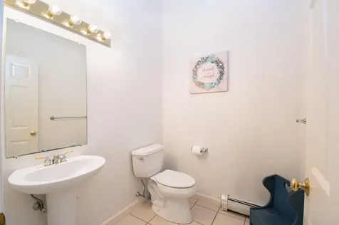 11 Charlie's Way Readfield ME 04355