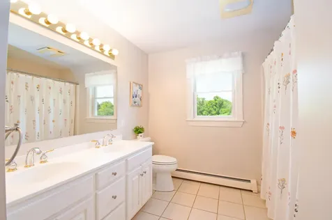 11 Charlie's Way Readfield ME 04355