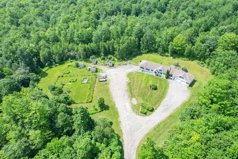 11 Charlie's Way Readfield ME 04355