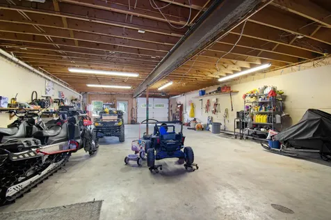 11 Charlie's Way Readfield ME 04355