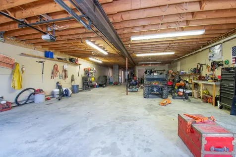 11 Charlie's Way Readfield ME 04355