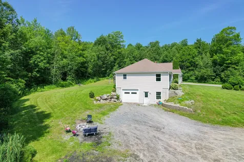 11 Charlie's Way Readfield ME 04355