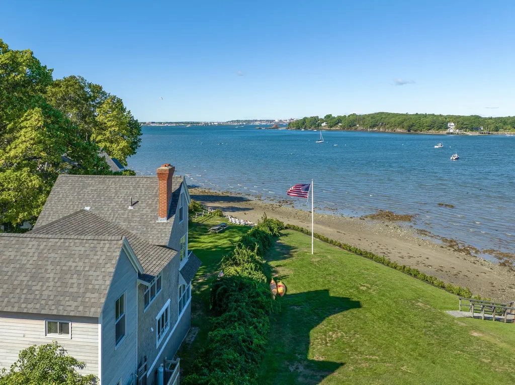 12 Beach Road Portland ME 04108