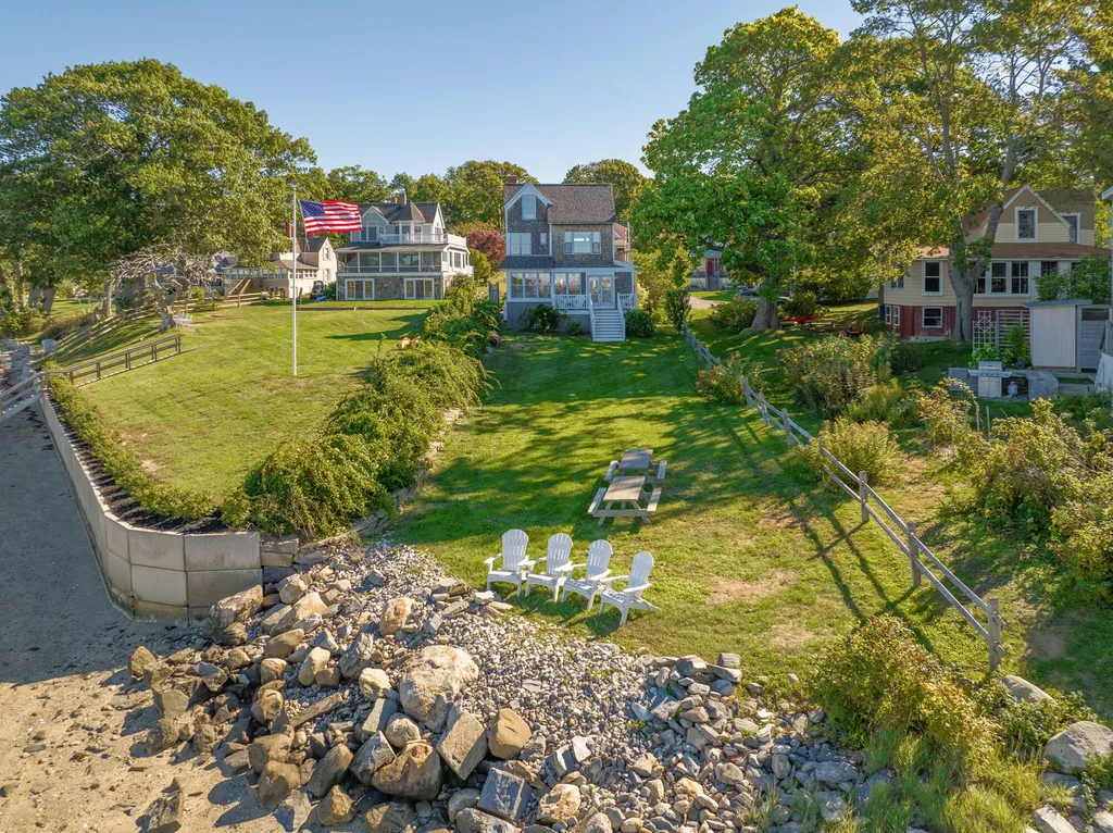 12 Beach Road Portland ME 04108