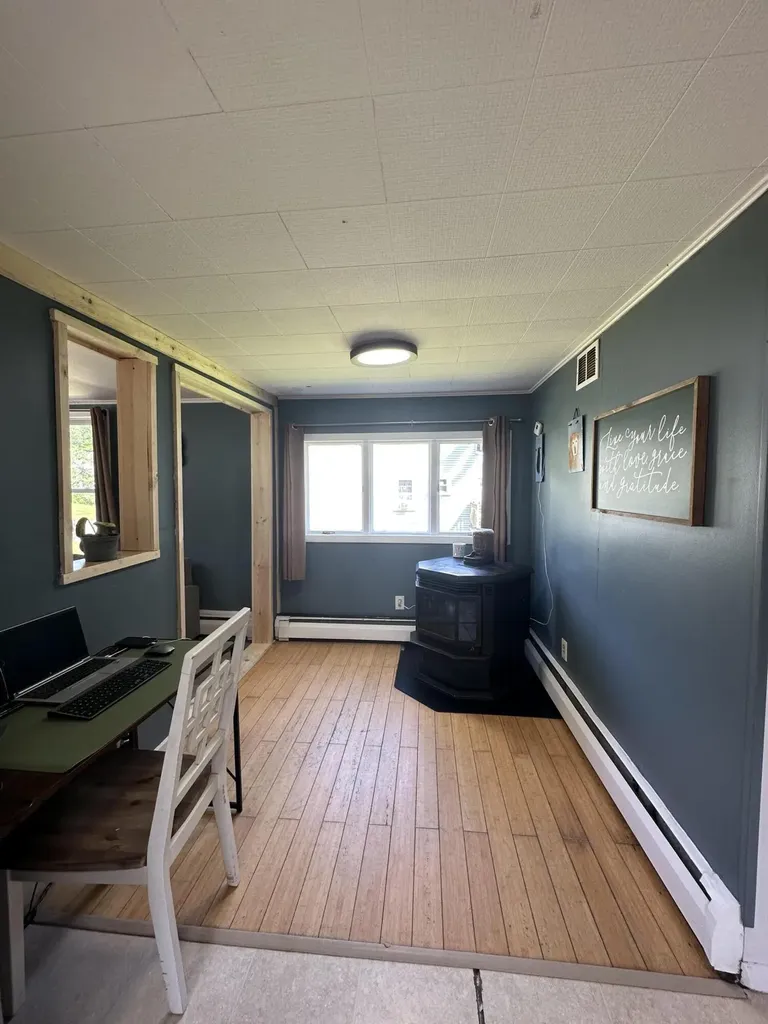 64 Towle Avenue Auburn ME 04210