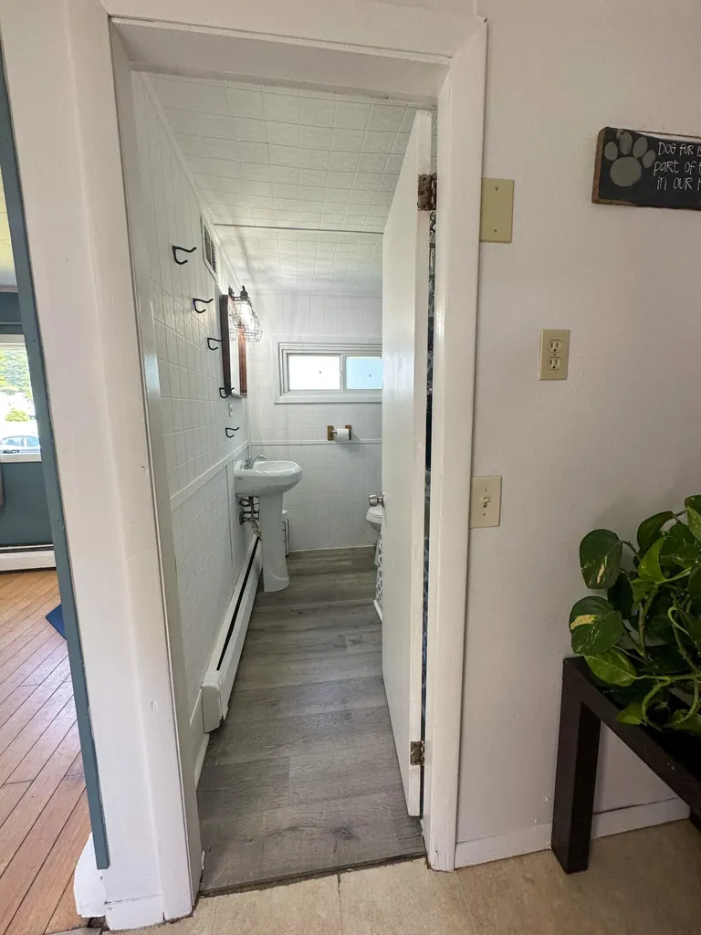 64 Towle Avenue Auburn ME 04210