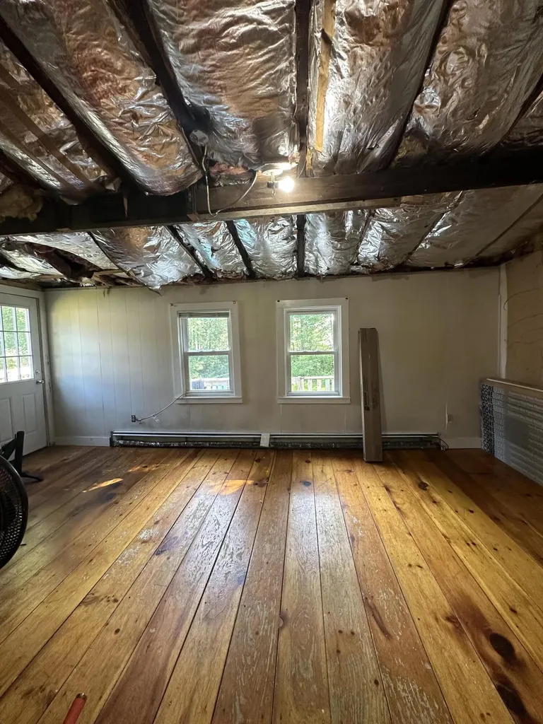 64 Towle Avenue Auburn ME 04210