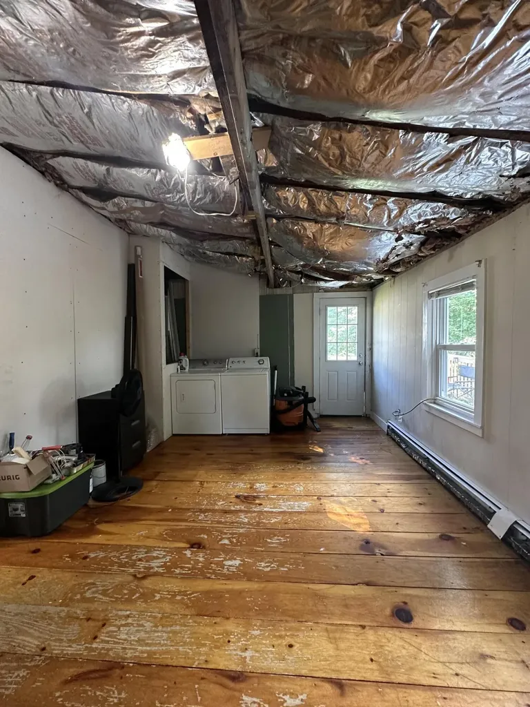 64 Towle Avenue Auburn ME 04210