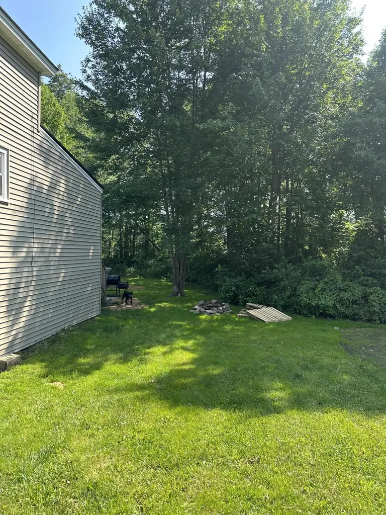 64 Towle Avenue Auburn ME 04210