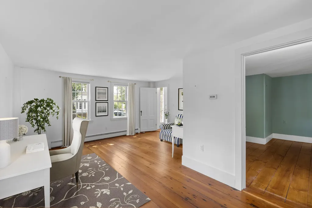 2 Pearl Street Kennebunkport ME 04046