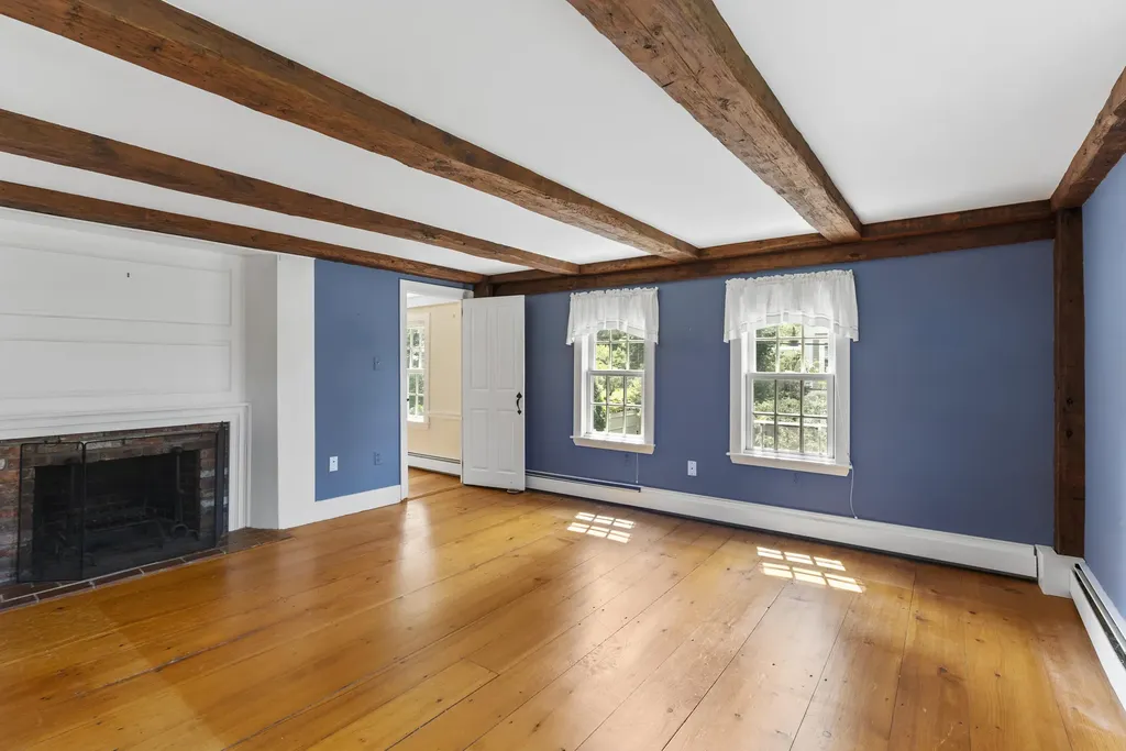 2 Pearl Street Kennebunkport ME 04046