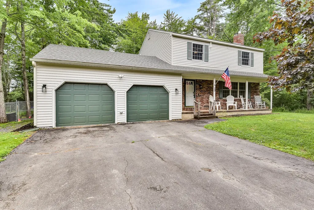 20 Corbett Lane Winslow ME 04901