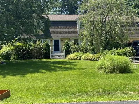 5 Deer Run York ME 03909