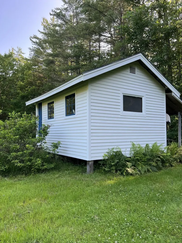 225 Warren Road Monmouth ME 04259