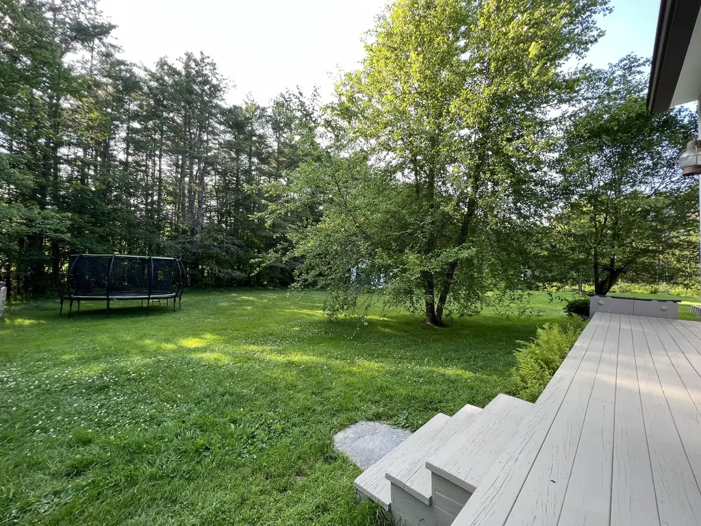 225 Warren Road Monmouth ME 04259