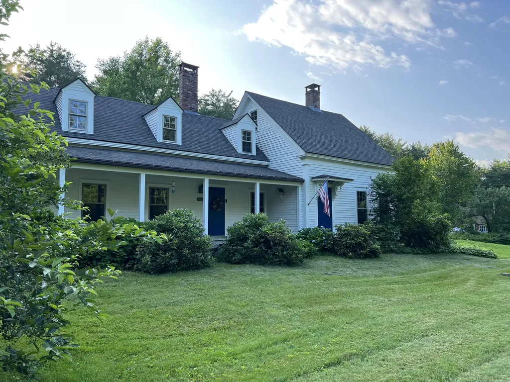225 Warren Road Monmouth ME 04259