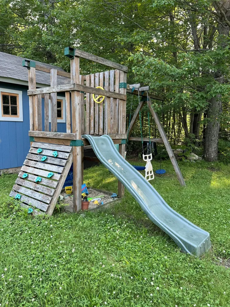 225 Warren Road Monmouth ME 04259
