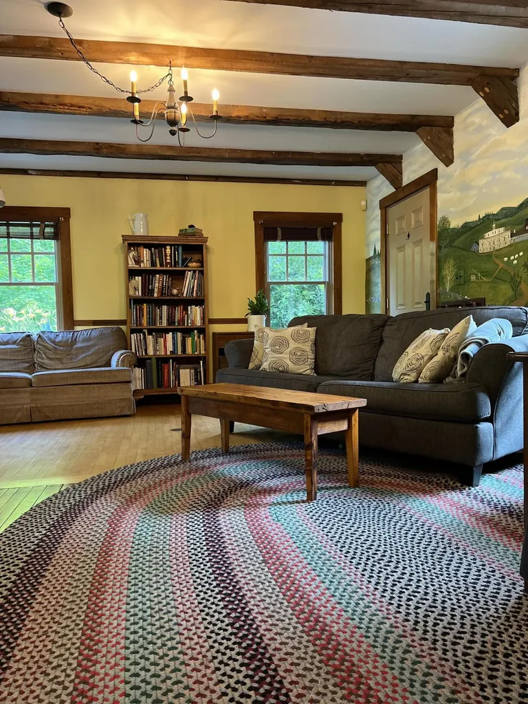 225 Warren Road Monmouth ME 04259