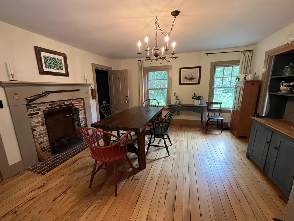 225 Warren Road Monmouth ME 04259