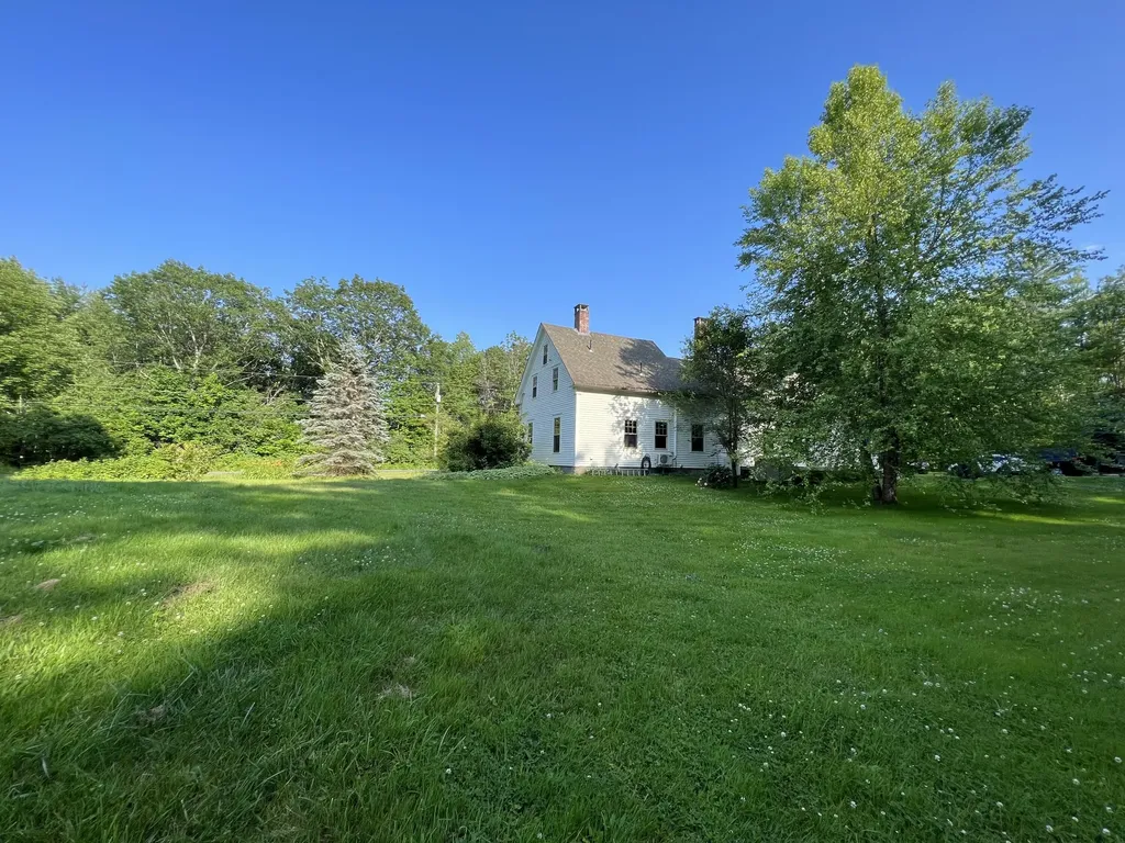 225 Warren Road Monmouth ME 04259