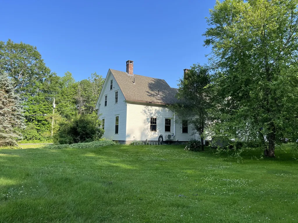 225 Warren Road Monmouth ME 04259