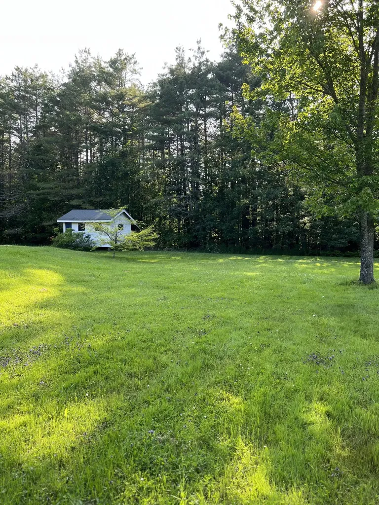 225 Warren Road Monmouth ME 04259
