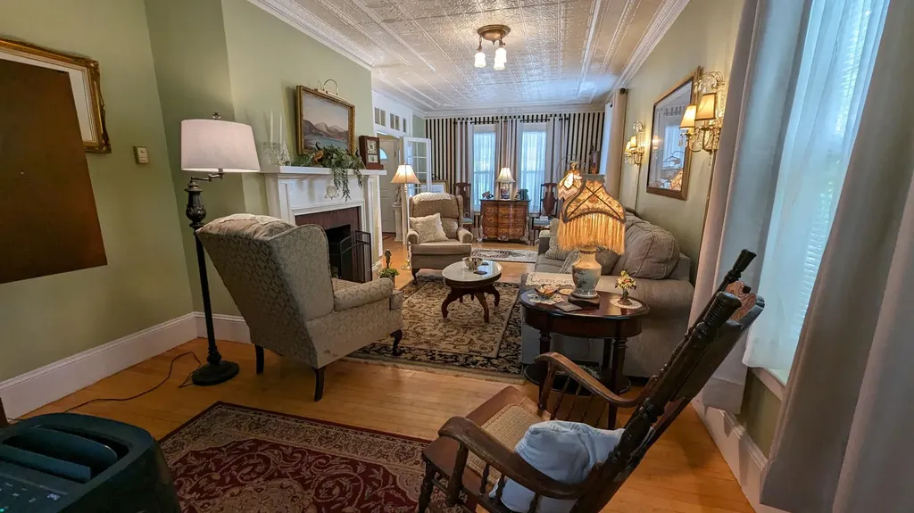 707 Hammond Street Bangor ME 04401