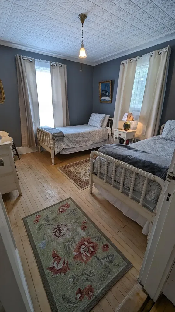 707 Hammond Street Bangor ME 04401
