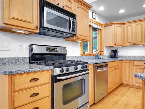 52 Larson Lane Winthrop ME 04364