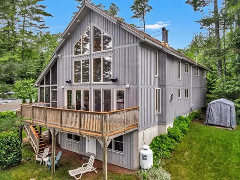 52 Larson Lane Winthrop ME 04364
