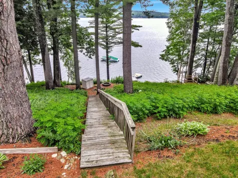 52 Larson Lane Winthrop ME 04364