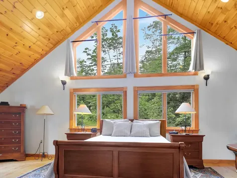 52 Larson Lane Winthrop ME 04364