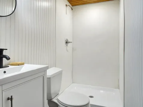52 Larson Lane Winthrop ME 04364