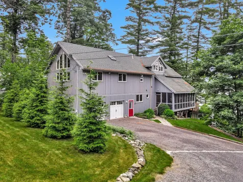 52 Larson Lane Winthrop ME 04364