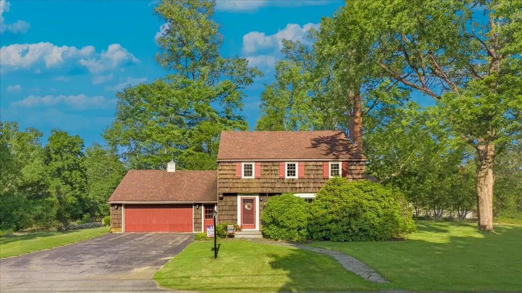 79 Grandview Avenue Auburn ME 04210