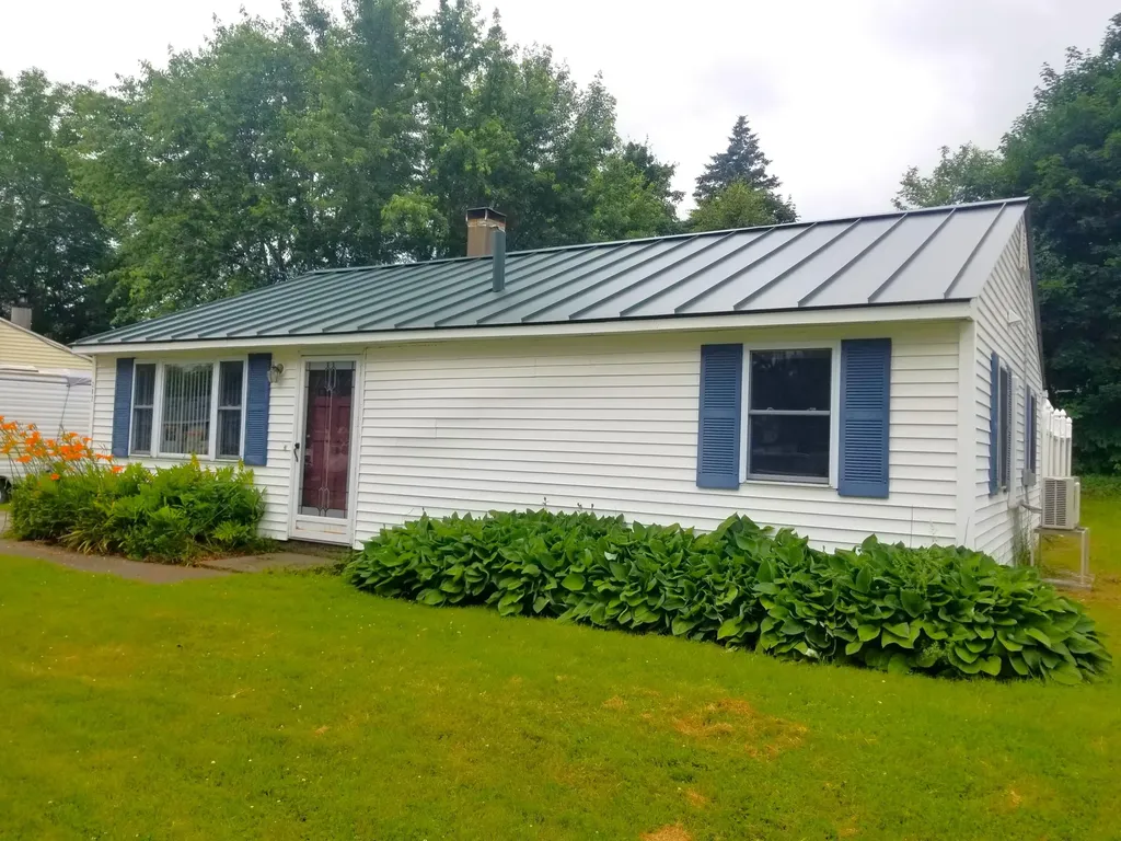 202 Falvey Street Bangor ME 04401
