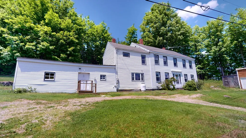287 East Road Wales ME 04280