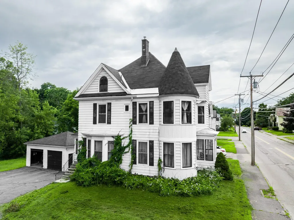 20 Western Avenue Waterville ME 04901