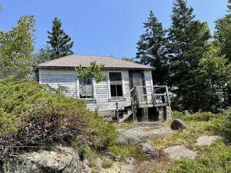 205 Young Road Vinalhaven ME 04863