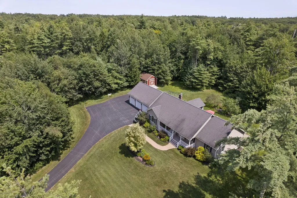 50 Fairway Drive Arundel ME 04046