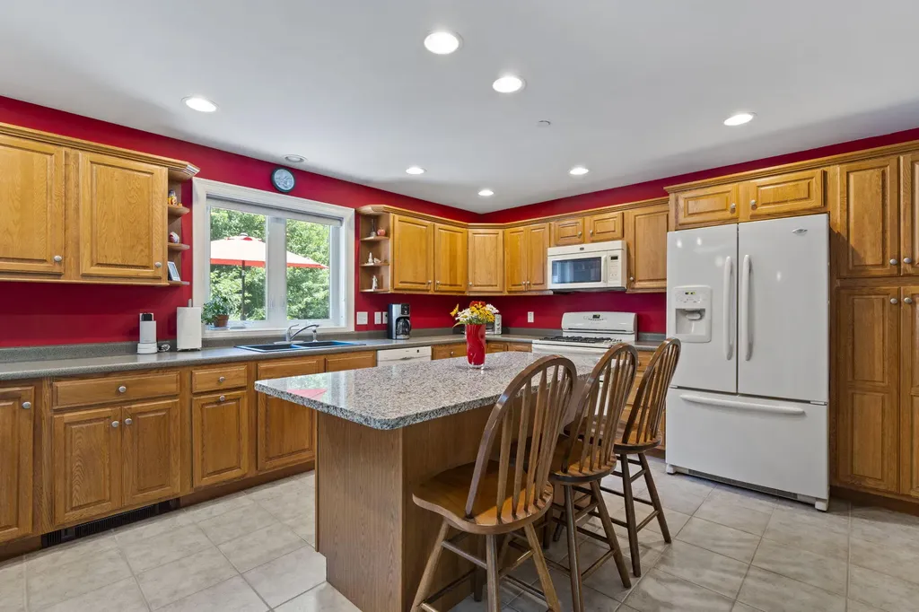 50 Fairway Drive Arundel ME 04046