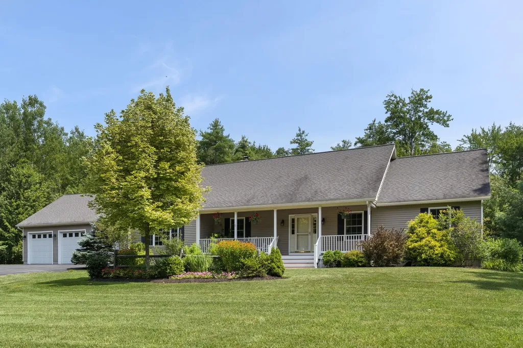 50 Fairway Drive Arundel ME 04046