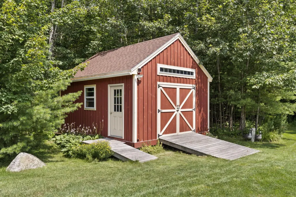 50 Fairway Drive Arundel ME 04046