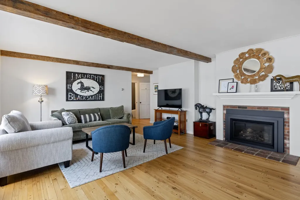 45 Tylers Way West Bath ME 04530