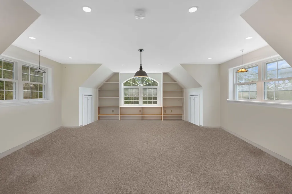 45 Tylers Way West Bath ME 04530