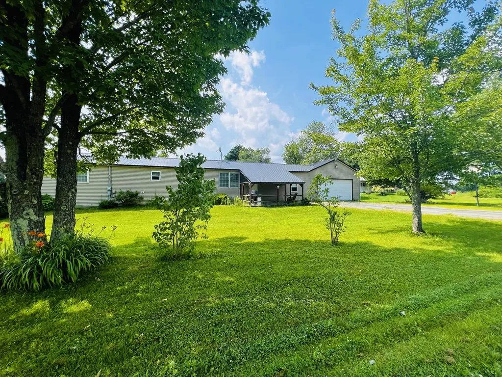 105 Bubar Road Saint Albans ME 04971
